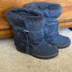 Bear paws shearling lined boots